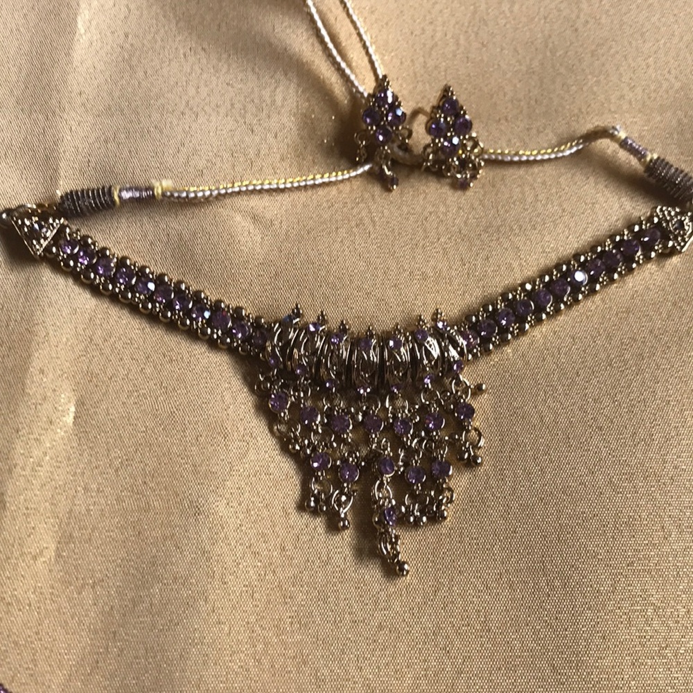 Beautiful Indian jewelry necklace with earrings